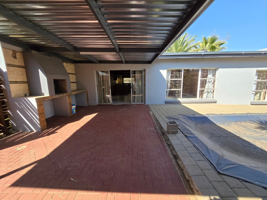 5 Bedroom Property for Sale in Universitas Free State